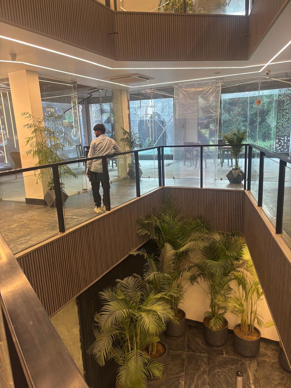 Commercial Showroom Space